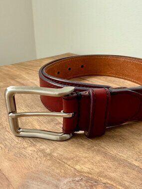 Fossil Griffin Leather Belt – Rich Burgundy/Cordovan
